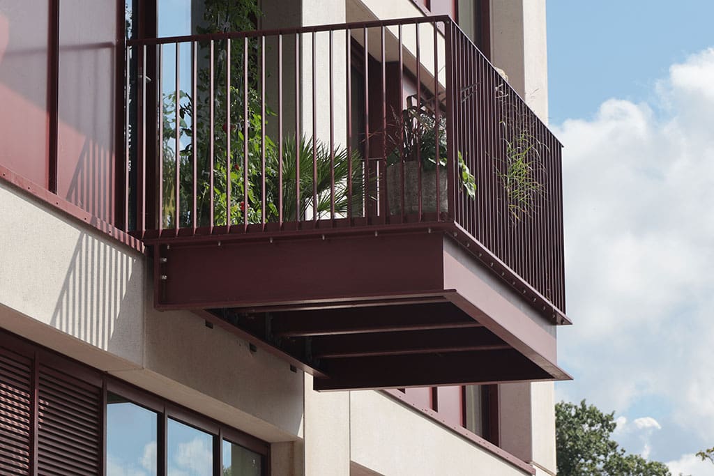 Brentford Waterside external balconies