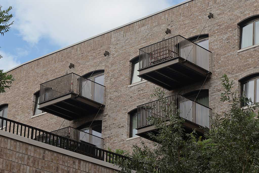 Brentford Waterside external balconies